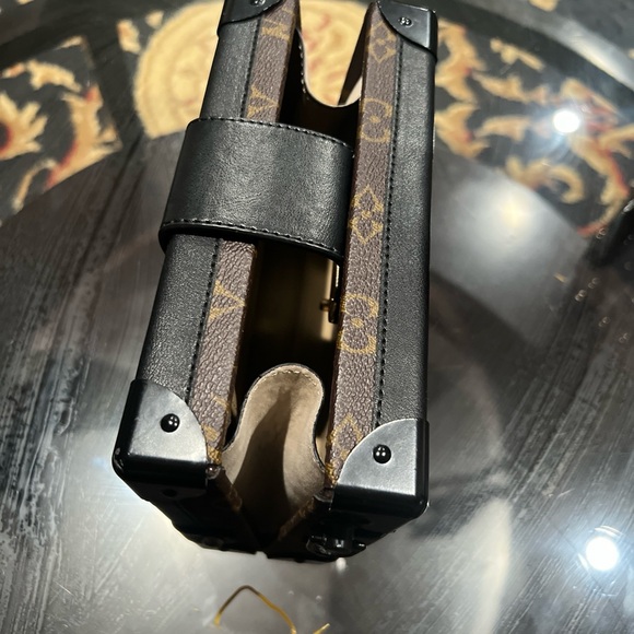 Louis Vuitton Monogram Trunk Clutch - Picture 3 of 6